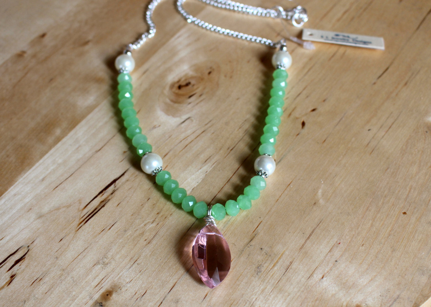 Green Jade Crystal and Pearl Necklace